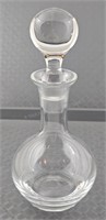 Small Glass Decanter w/Stopper