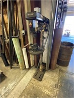 Shop Fox W1670 Floor radial drill press