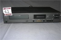 NAD 5220 CD Player