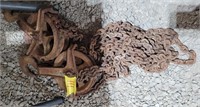 Antique chain hoist