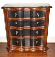 Beautiful Ethan Allen Four Drawer Chest