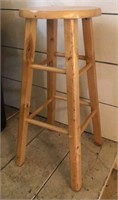 29” Natural Wooden Stool with 12” R Seat