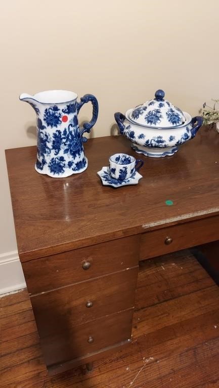 Blue pitcher,  turned, &cup saucer