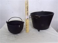 2 heavy cast iron pots