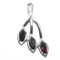 Silver Garnet(2.9ct) Pendant