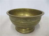 ANTIQUE HEAVY BRASS BOWL