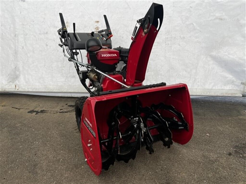 Honda HS928 Hydrostatic Snowblower