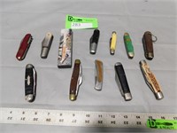 Large quantity of pocket knives