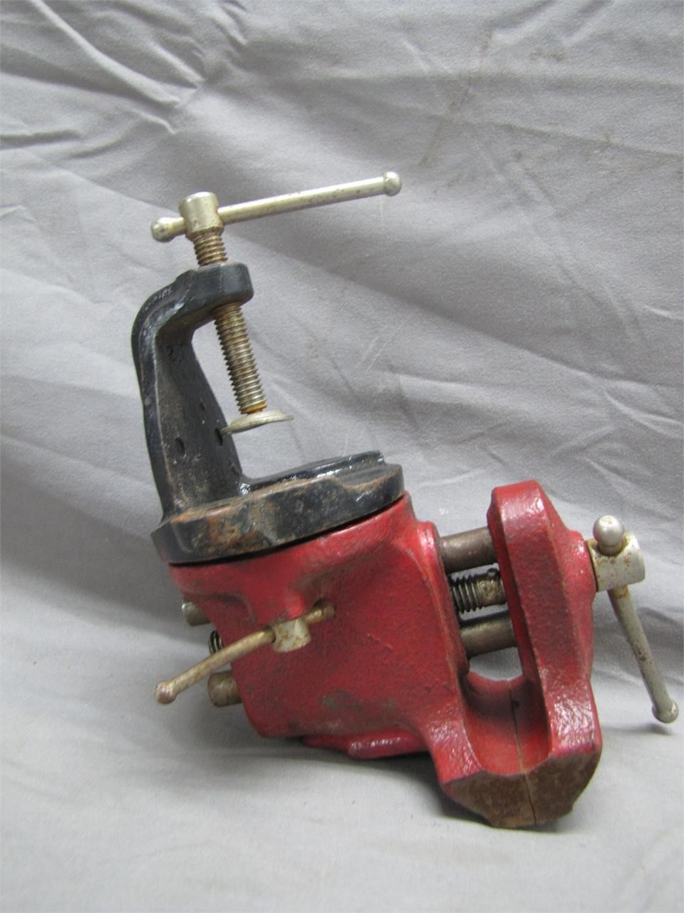 Vintage Heavy-Duty Table Vise