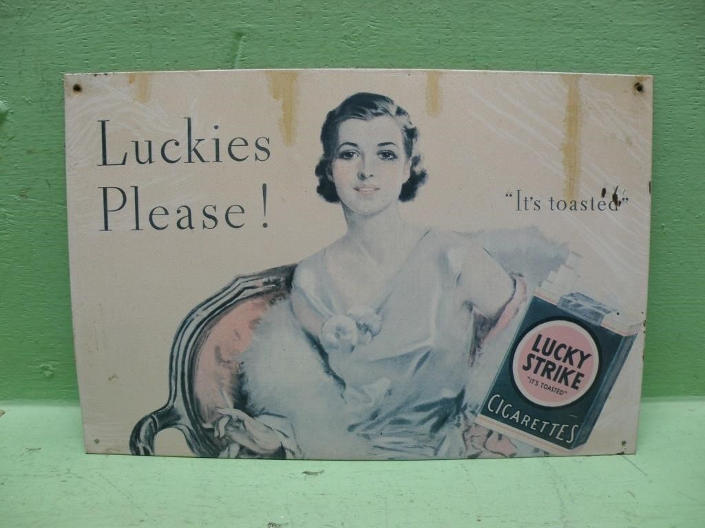 16 X 10.5 Lucky Strike Metal Sign