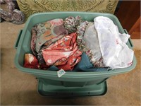 BOX LOT OF LINENS AND BLANKETS