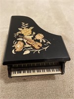 Italian Piano Music Box