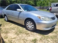 2005 TOYOTA CAMRY - POLICE