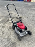 Honda 21" Self Propelled Walk Behind Mower