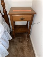 Wood bedside night stand, single drawer in tact.