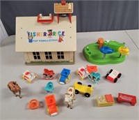 Fisher Price Playsets & Accessories vtg