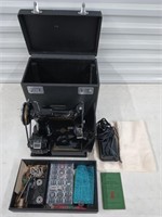 Singer portable electric sewing machine in case