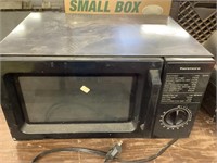 Kenmore microwave (dirty, unsure if works)