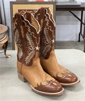 Pair of Lucchese 2000 S 8.5 Cowboy Boots