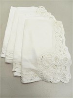 Four napkins white lace edges