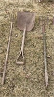 2 Scoop shovels, spade, hay fork, round shovel,