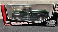 1/24 Scale Die Cast Truck In Box