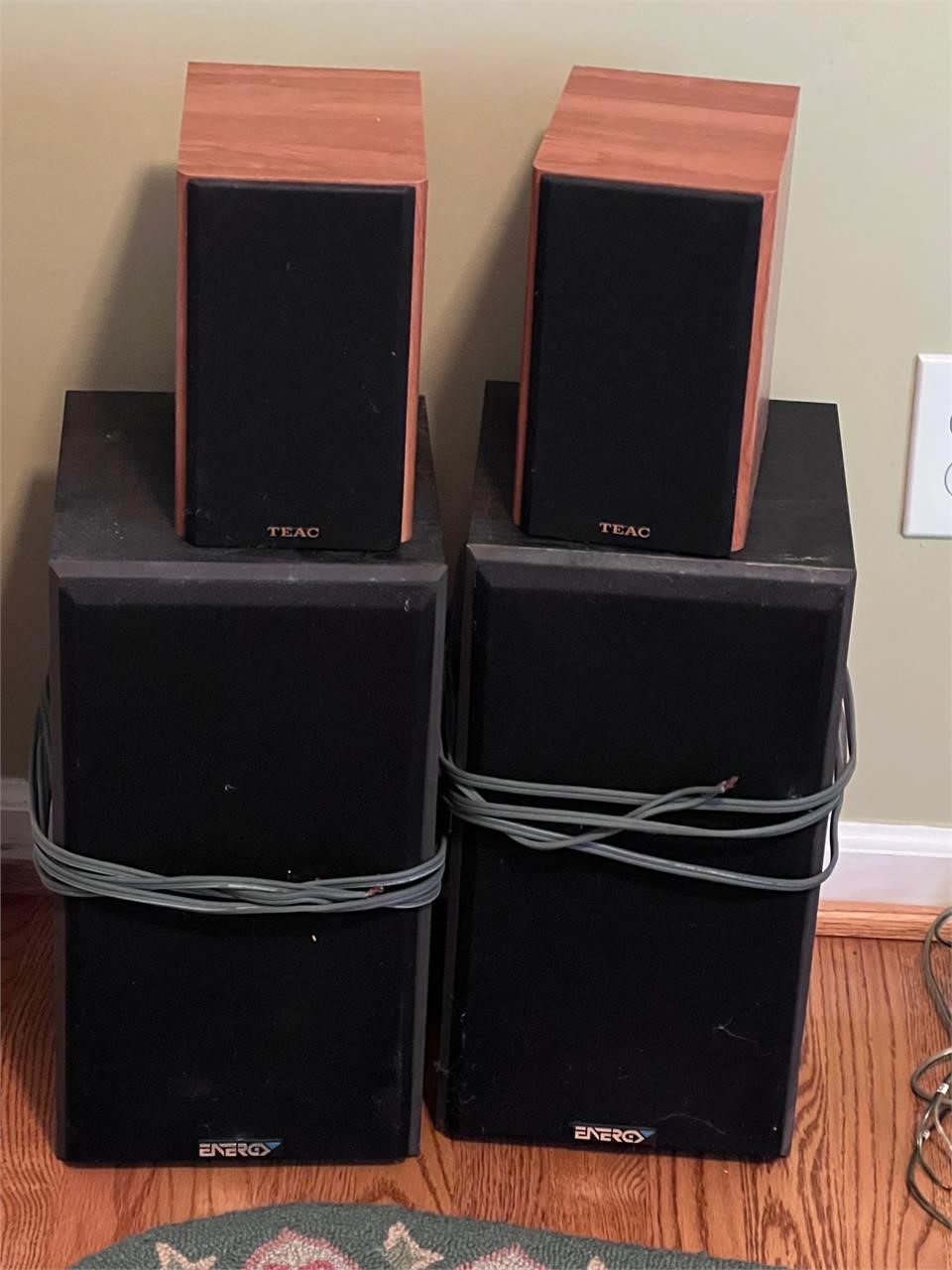 Speakers untested Teac & energ