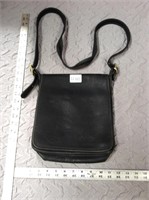 Vintage classic Coach leather purse