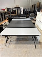 (4) Folding Tables