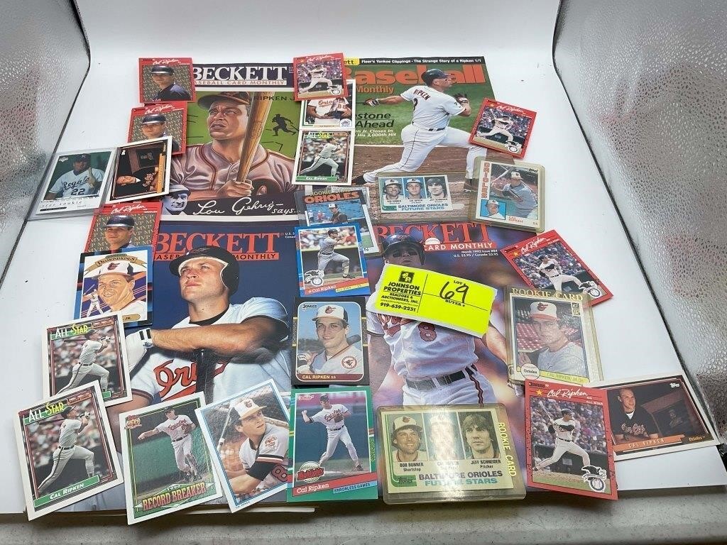 LARGE GROUP OF BASEBALL TRADING CARDS TO INCLUDE O