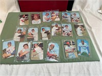 (18) 1971 TOPPS SUPERS CARDS COND. VARIES