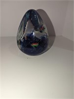 Murano style Glass paperweight Egg w fish