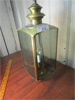 Brass Carriage Style Light