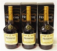 Three bottles Hennessy 'Very Special' cognac
