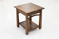 1/4 CUT OAK "MADISON BOW" SIDE TABLE