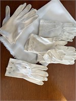 5 Women's Vintage Gloves and 1 Scarf