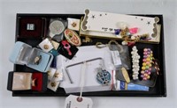 Lot #4419 - Qty of costume jewelry rings, pins,