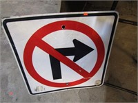 "NO RIGHT TURN" SIGN