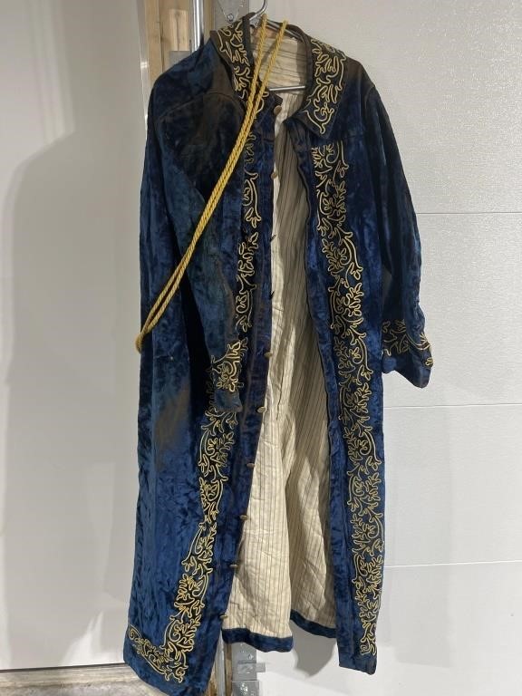 Late 1800s Lodge velvet blue robe