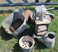 Assorted Buckets, Tubs and Grainscoops