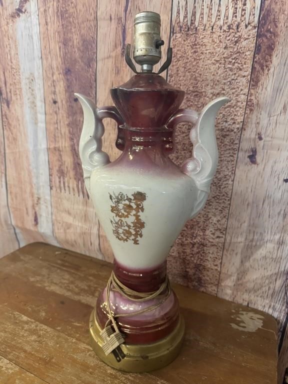 Vintage Victorian Style Ceramic Floral Lamp