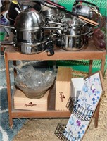Assorted Collection of Housewares