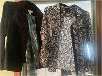 WOMEN'S TOP AND JACKET .