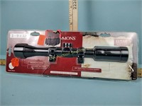 Simmons 22 mag rifle scope 3-9x32 unused