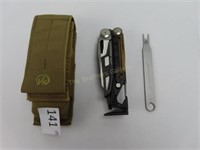 Leatherman Mutti-Tool w/Sheath