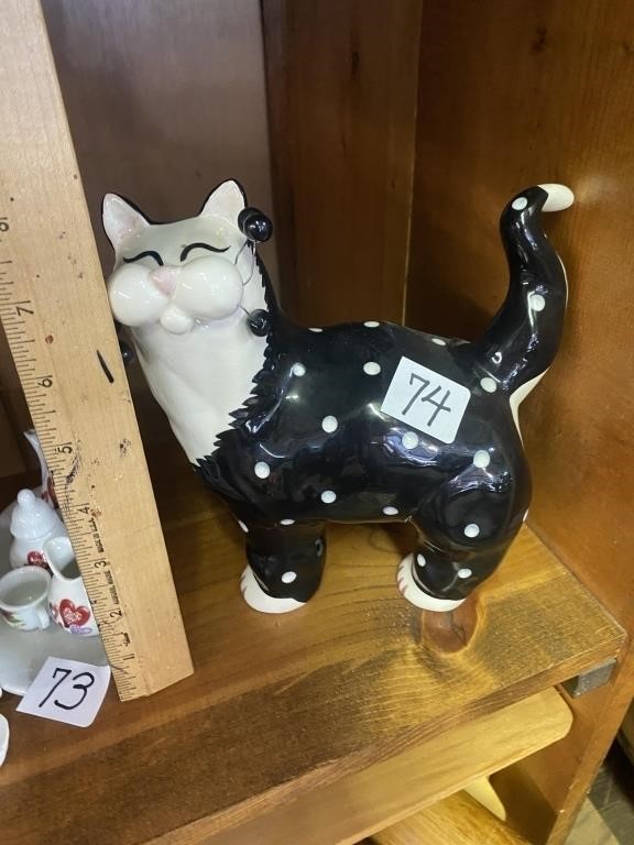 Whimsiclay cat, figurine