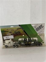 1/64 Scale Die-Cast John Deere Hauling Set