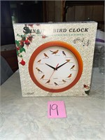 NOS singing bird clock