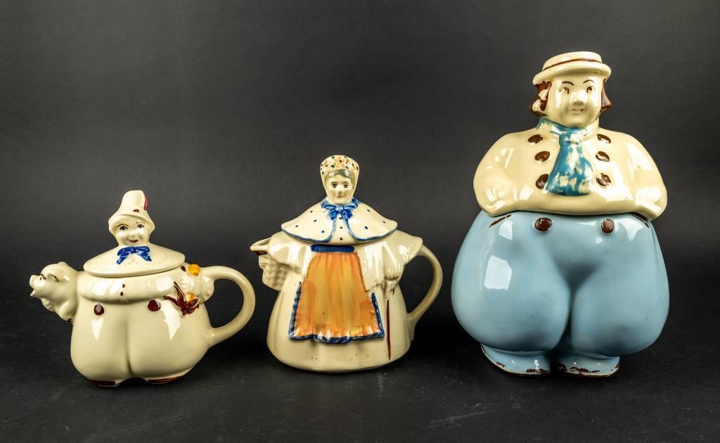 Vintage Shawnee Cookie Jar & Teapots