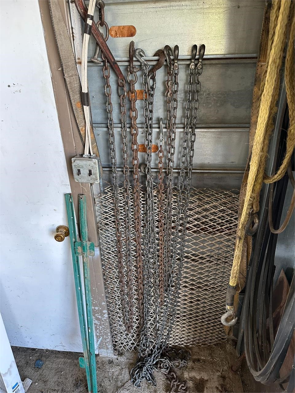 Lot Of Chains & Tow Ropes